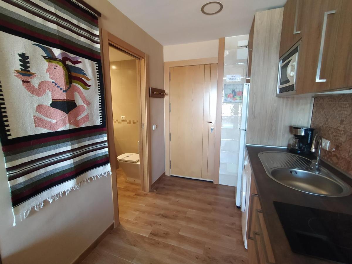 "Vive Benal Beach" Estudio 2501, Vistas Al Mar Y Parque Acuatico Бенальмадена Екстер'єр фото